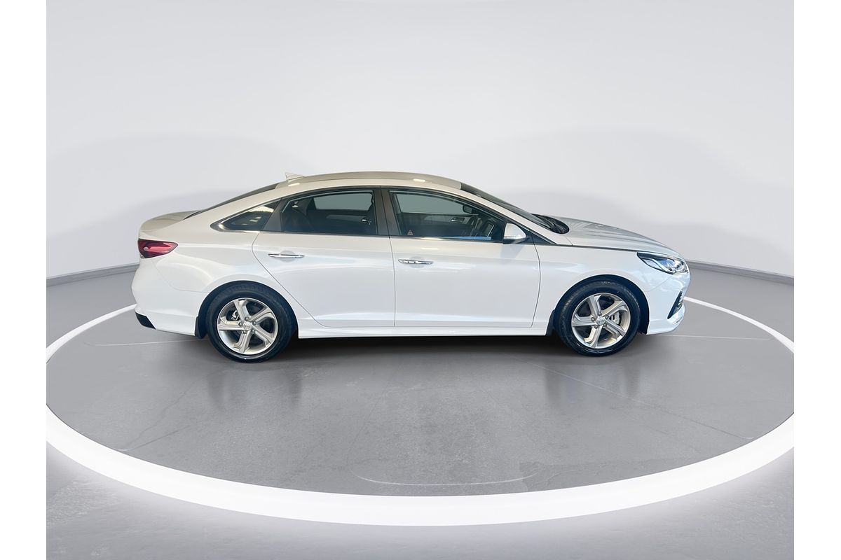 2017 Hyundai Sonata Active LF4