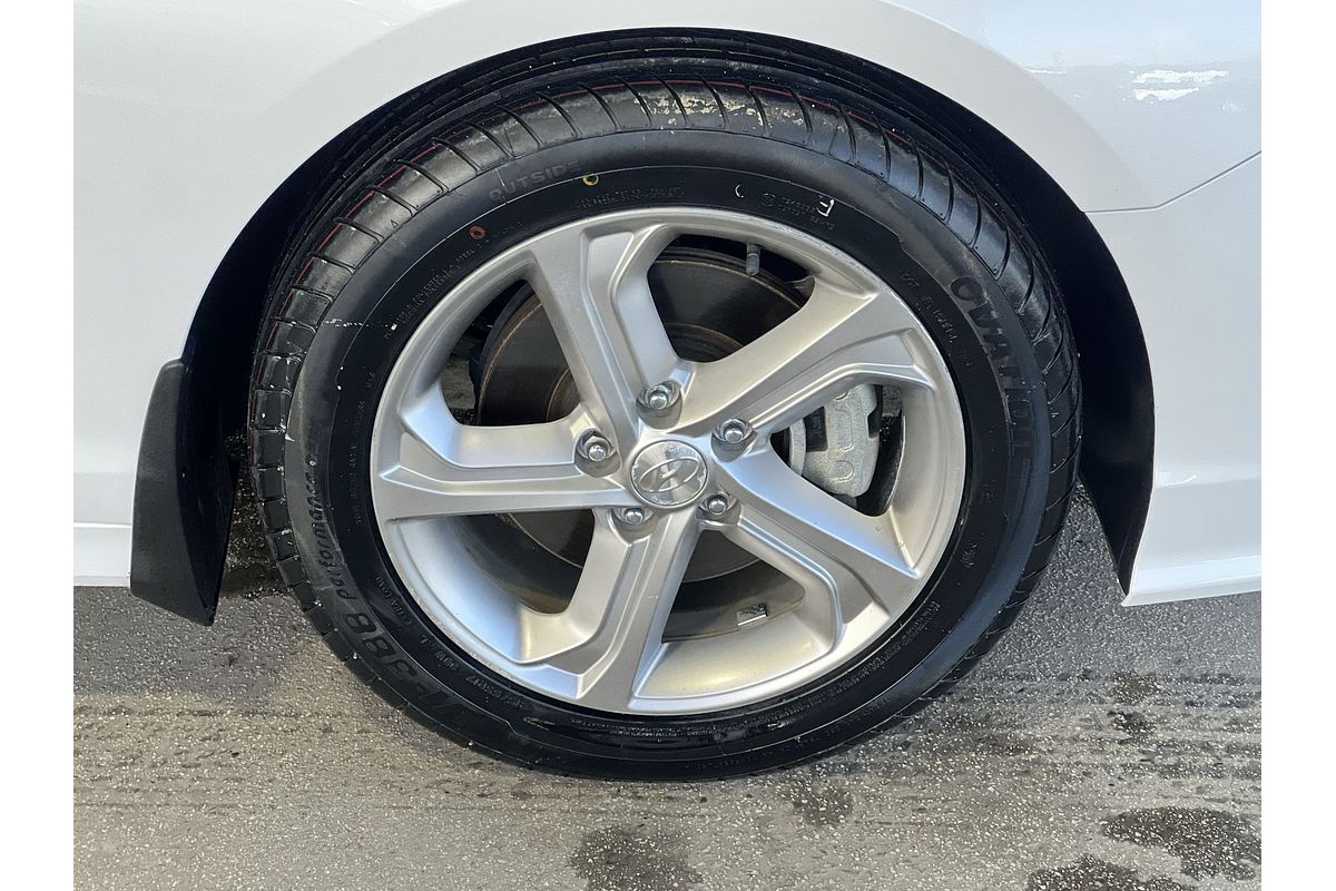 2017 Hyundai Sonata Active LF4