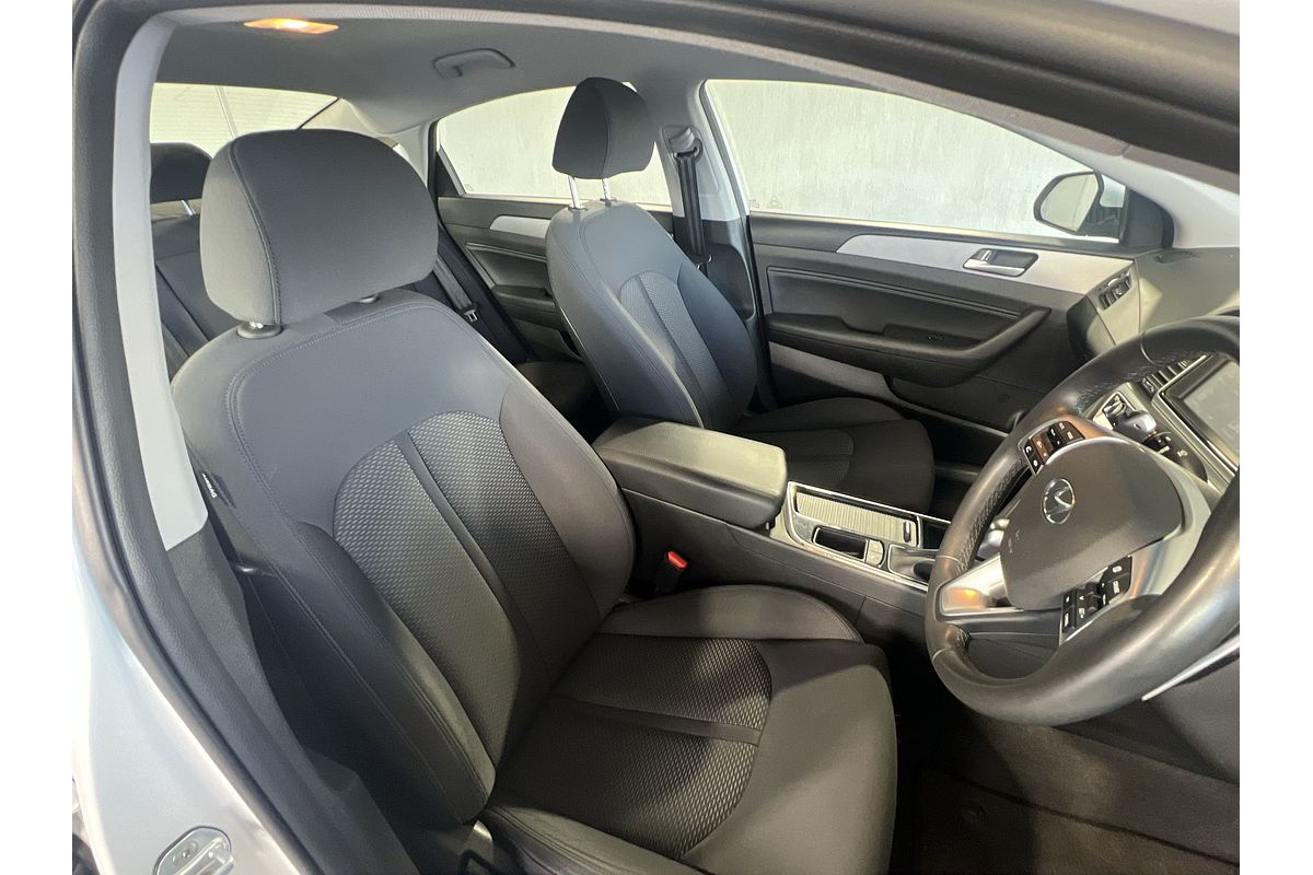 2017 Hyundai Sonata Active LF4