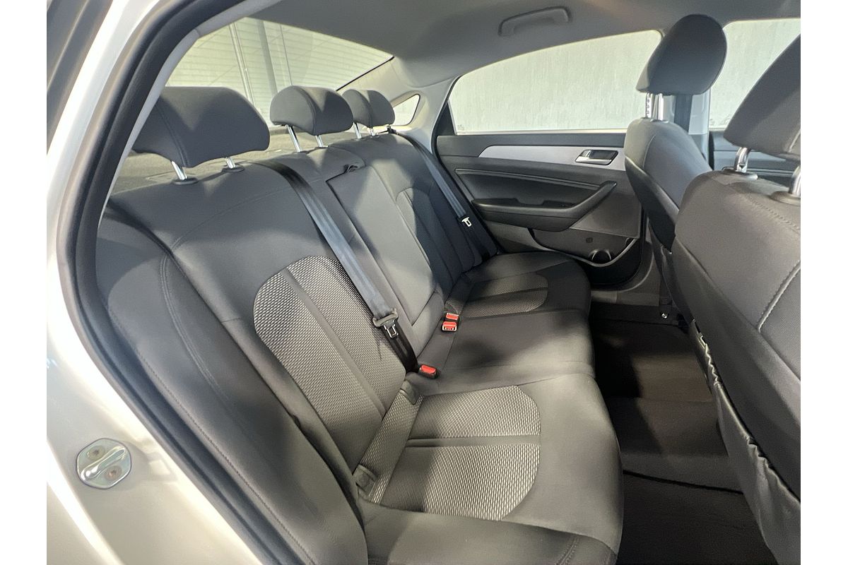 2017 Hyundai Sonata Active LF4