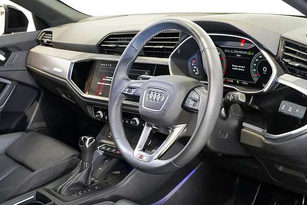 2022 Audi Q3 40 TFSI S line F3