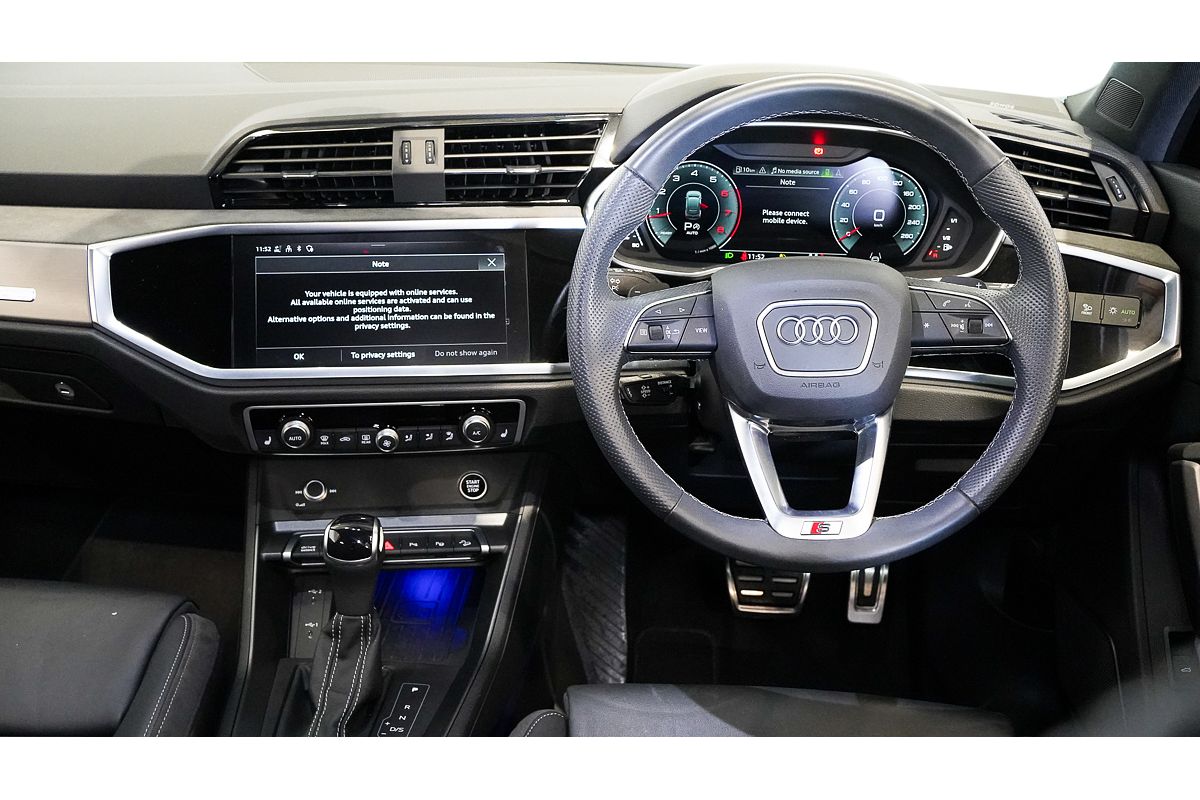 2022 Audi Q3 40 TFSI S line F3