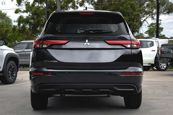 2024 Mitsubishi Outlander ES ZM