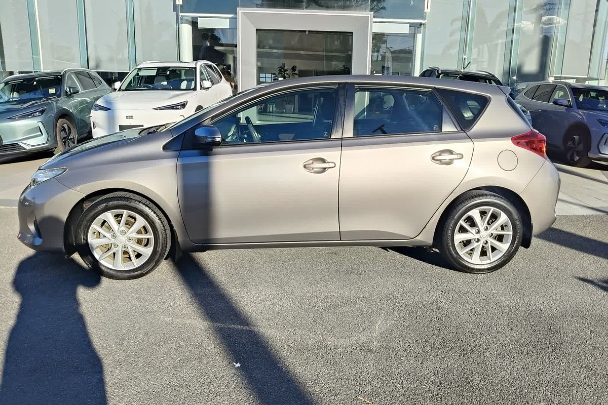 2013 Toyota Corolla Ascent ZRE182R