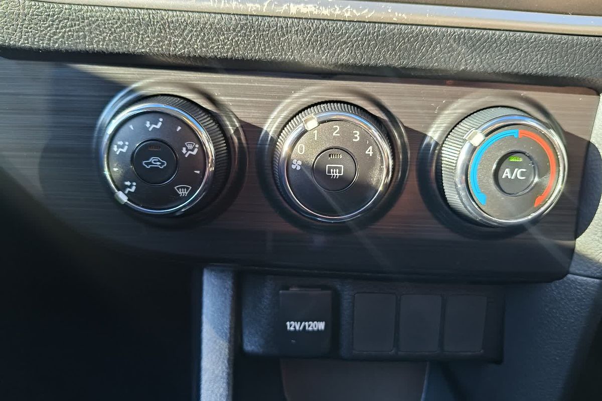 2013 Toyota Corolla Ascent ZRE182R
