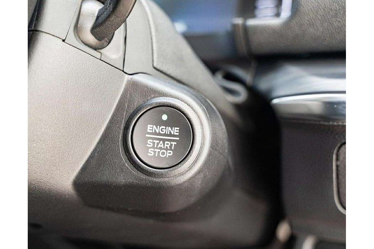2025 Ford Everest Sport  2.0L