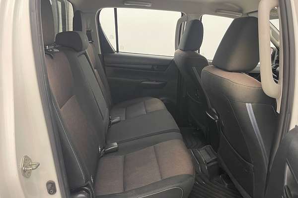 2018 Toyota Hilux SR GUN126R 4X4