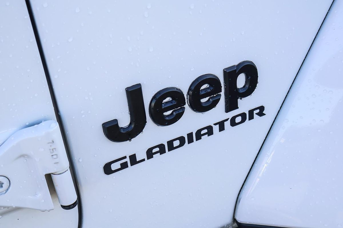 2020 Jeep Gladiator Overland JT All Wheel Drive