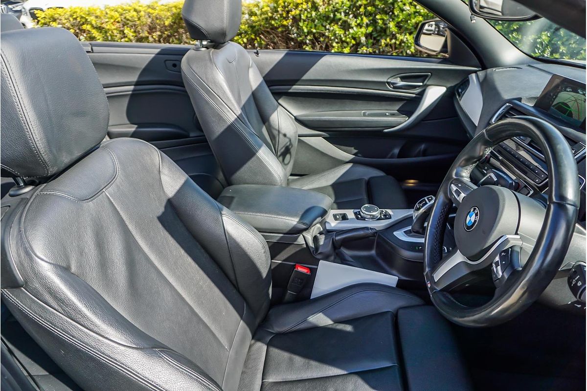 2017 BMW 2 Series 220i Sport Line F23