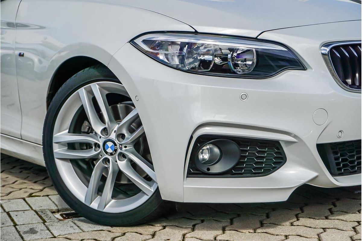 2017 BMW 2 Series 220i Sport Line F23