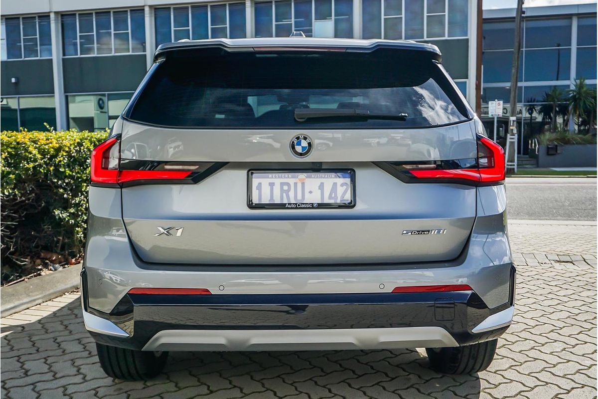 2024 BMW X1 sDrive18i U11