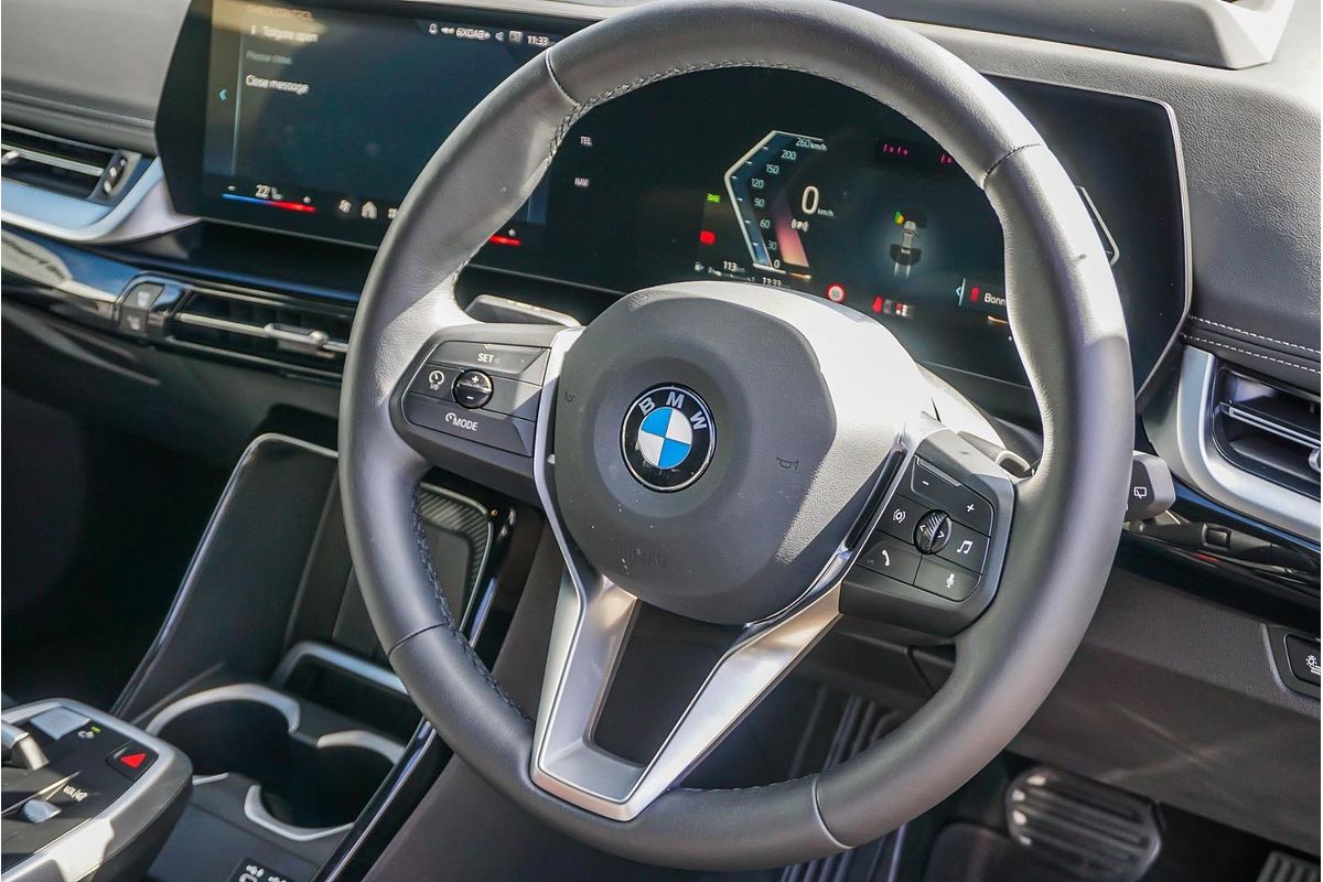 2024 BMW X1 sDrive18i U11