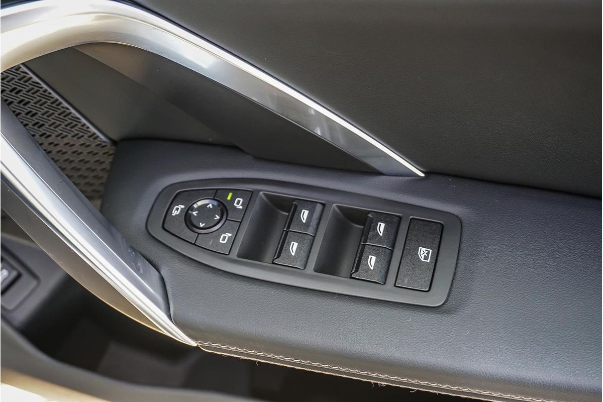 2024 BMW X1 sDrive18i U11