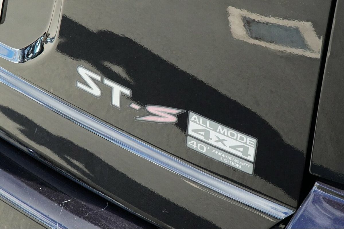2006 Nissan X-TRAIL ST-S 40th Anniversary T30 II