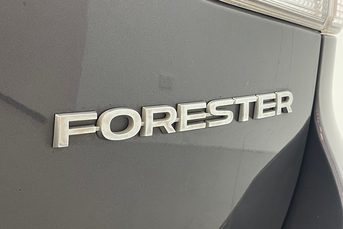 2020 Subaru Forester 2.5i Premium S5