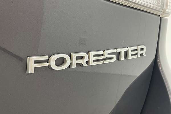 2020 Subaru Forester 2.5i Premium S5