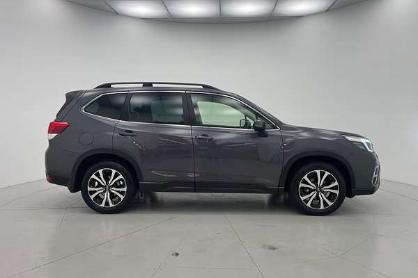 2020 Subaru Forester 2.5i Premium S5