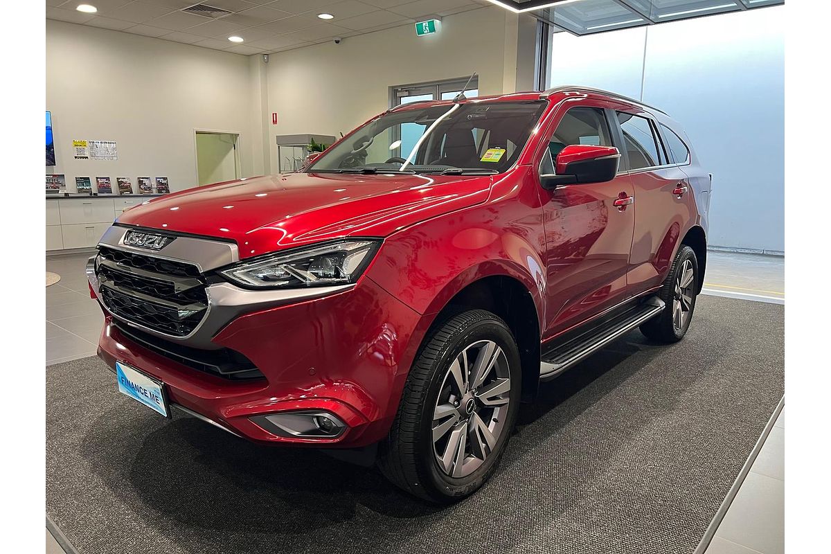 2024 Isuzu MU-X LS-T
