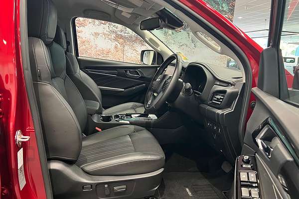 2024 Isuzu MU-X LS-T