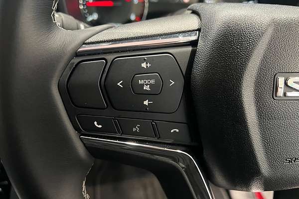 2024 Isuzu MU-X LS-T