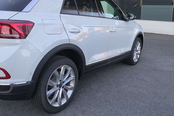 2025 Volkswagen T-Roc 110TSI Style D11