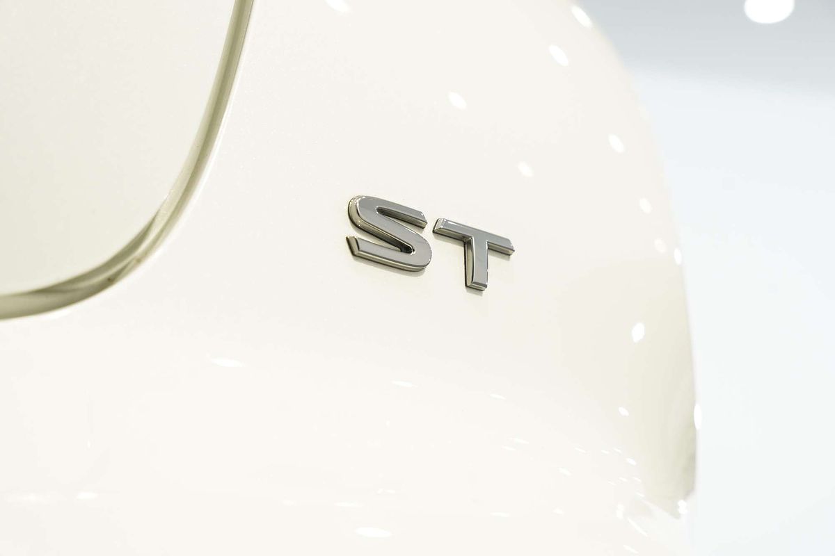 2015 Nissan JUKE ST F15 Series 2