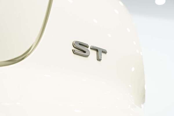 2015 Nissan JUKE ST F15 Series 2