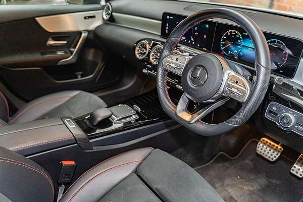2022 Mercedes-Benz A-Class A180 V177