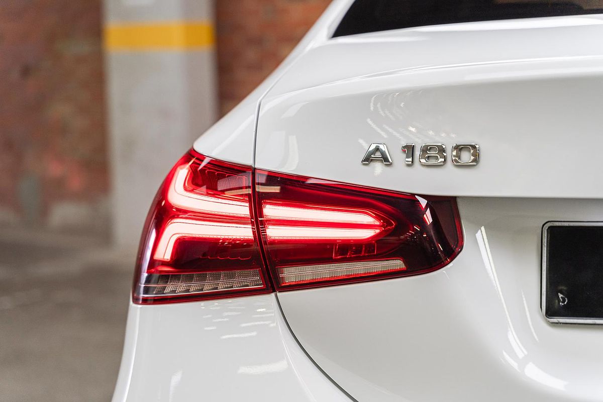 2022 Mercedes-Benz A-Class A180 V177