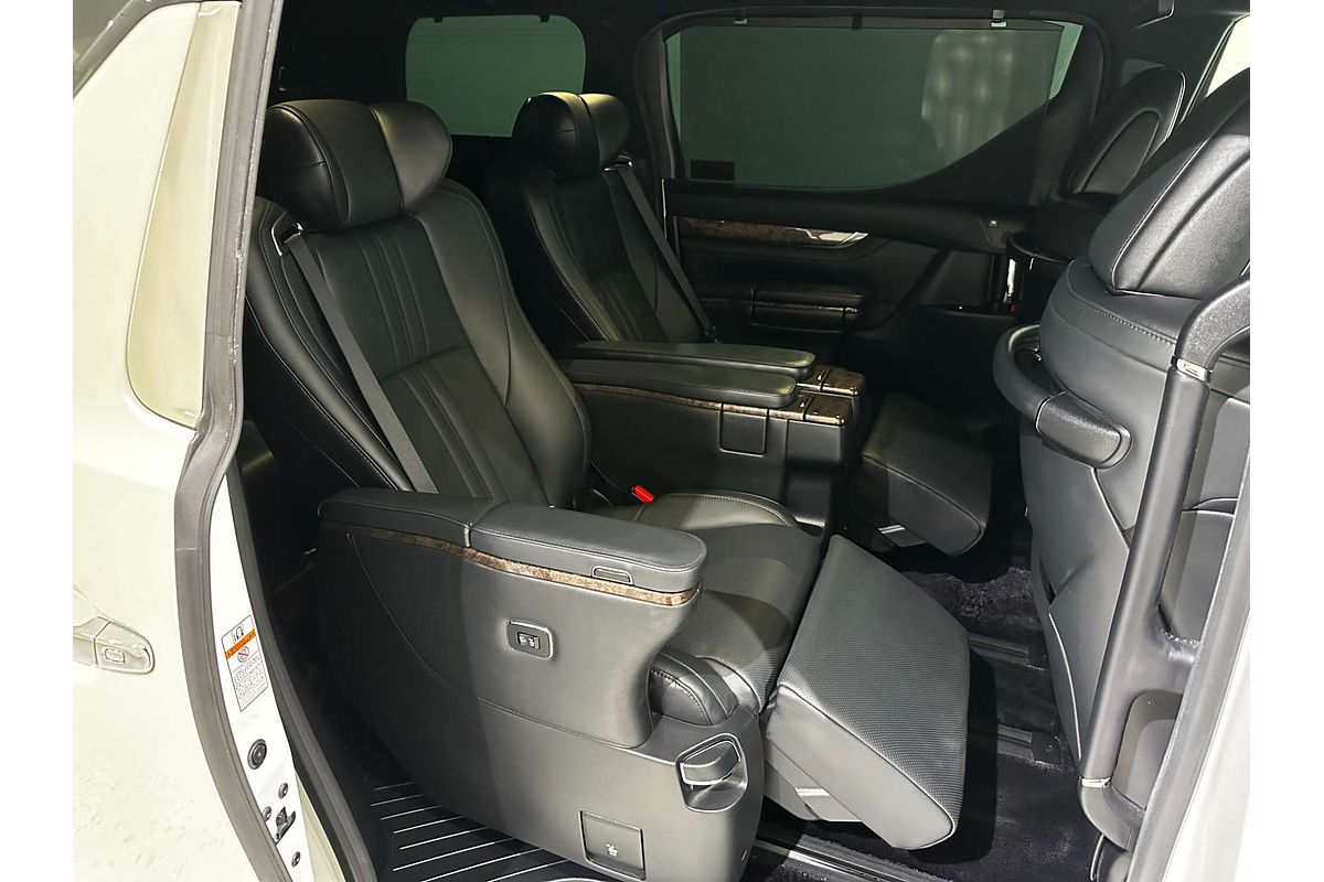 2019 Toyota Alphard Executive Lounge S AYH30W
