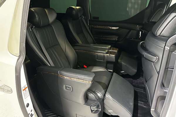 2019 Toyota Alphard Executive Lounge S AYH30W