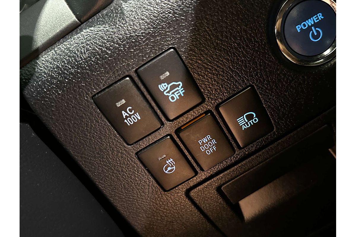 2019 Toyota Alphard Executive Lounge S AYH30W