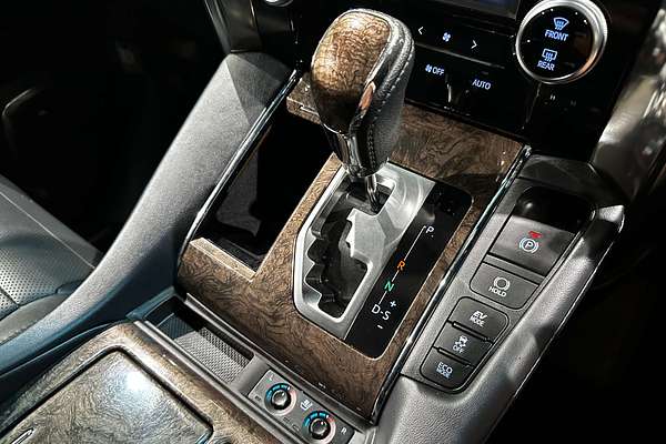 2019 Toyota Alphard Executive Lounge S AYH30W