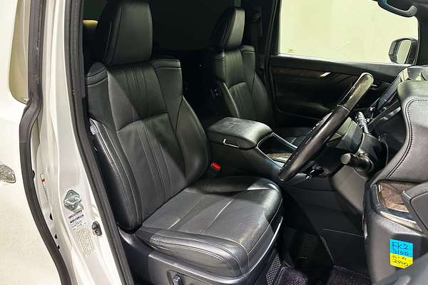 2019 Toyota Alphard Executive Lounge S AYH30W