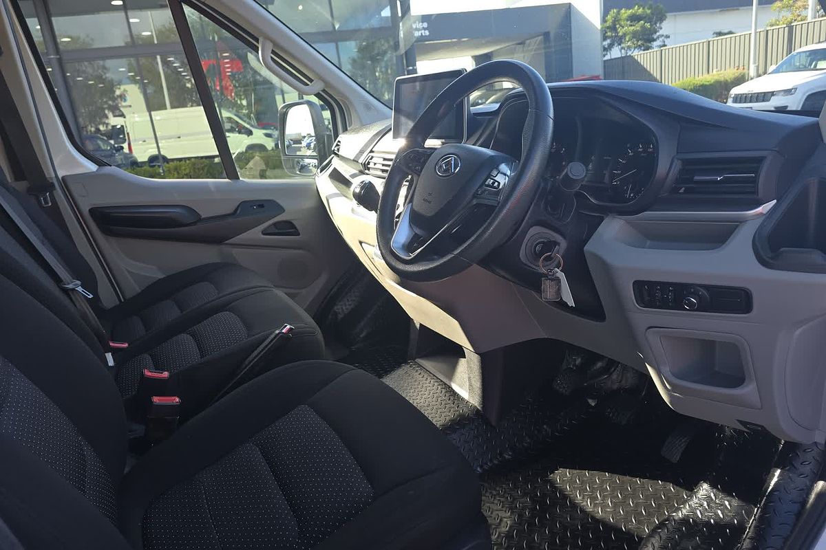 2022 LDV Deliver 9   LWB