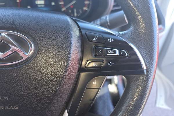 2022 LDV Deliver 9   LWB