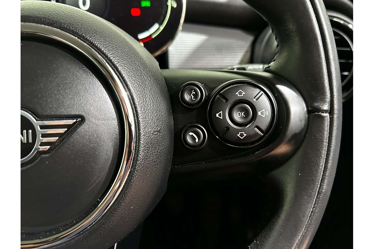 2020 MINI Hatch Cooper F55 LCI