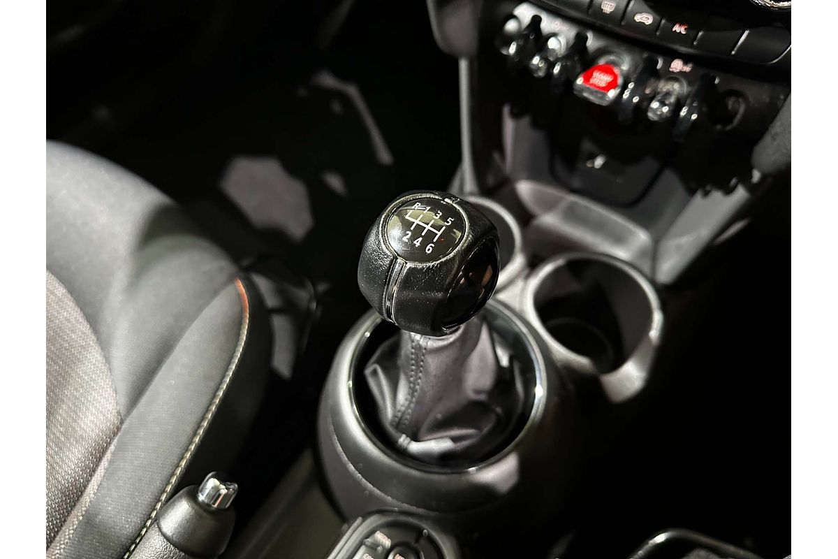 2020 MINI Hatch Cooper F55 LCI