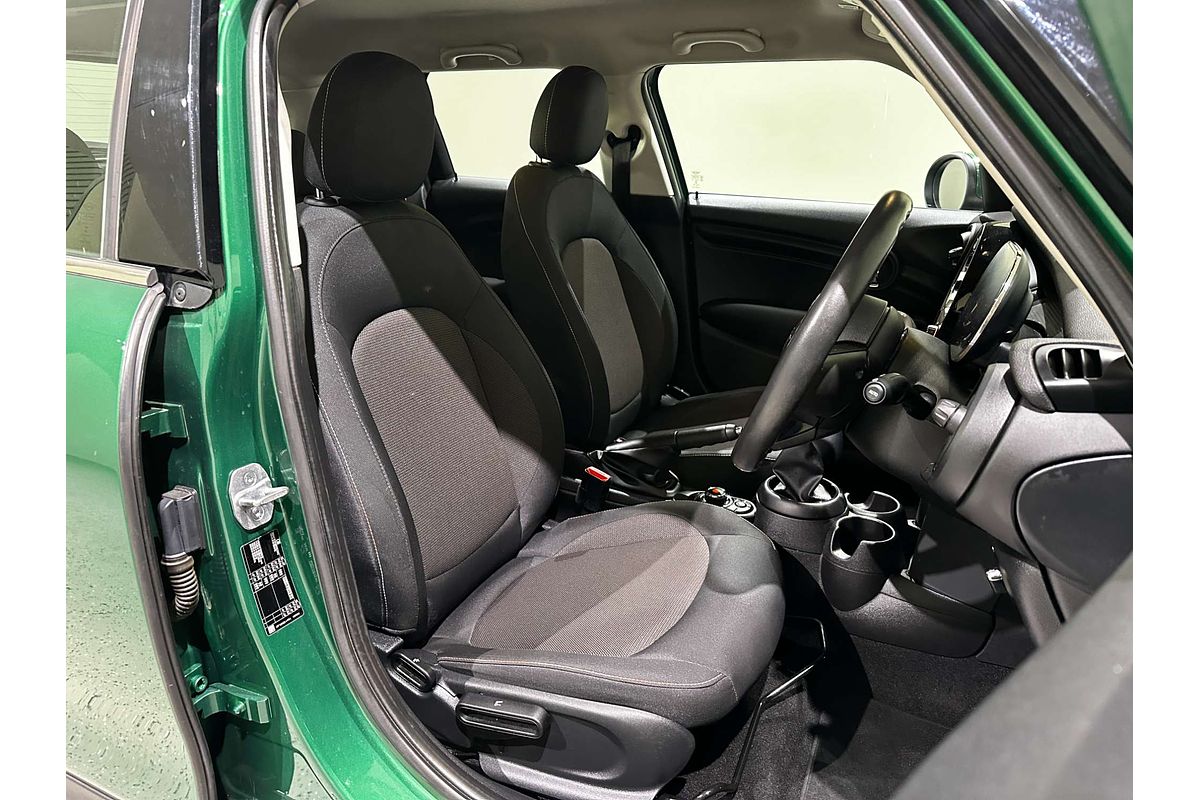 2020 MINI Hatch Cooper F55 LCI
