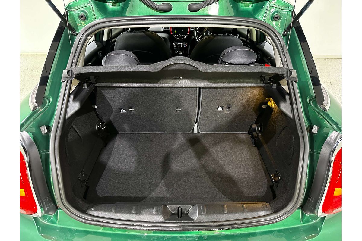 2020 MINI Hatch Cooper F55 LCI