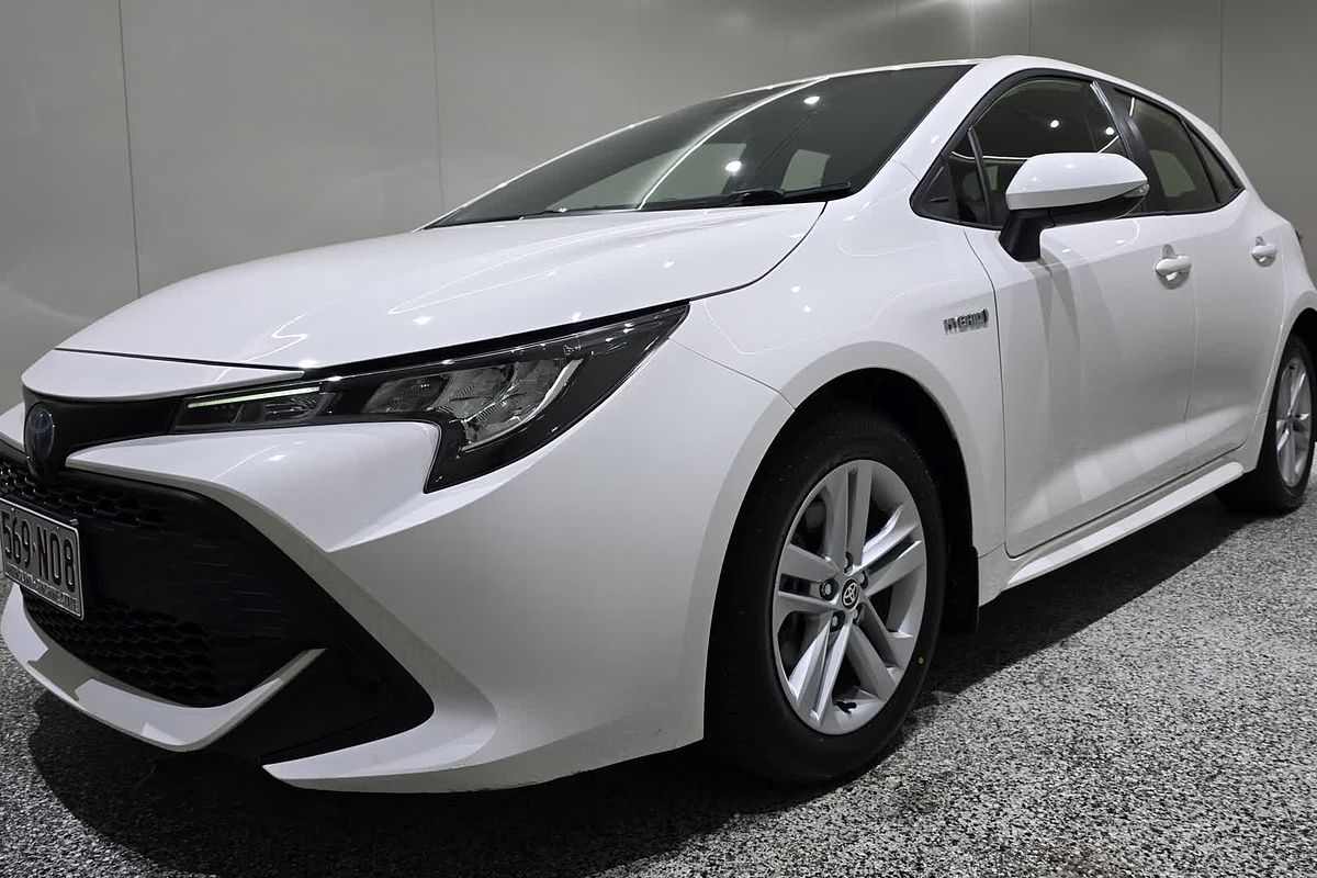 2020 Toyota Corolla Ascent Sport Hybrid ZWE211R