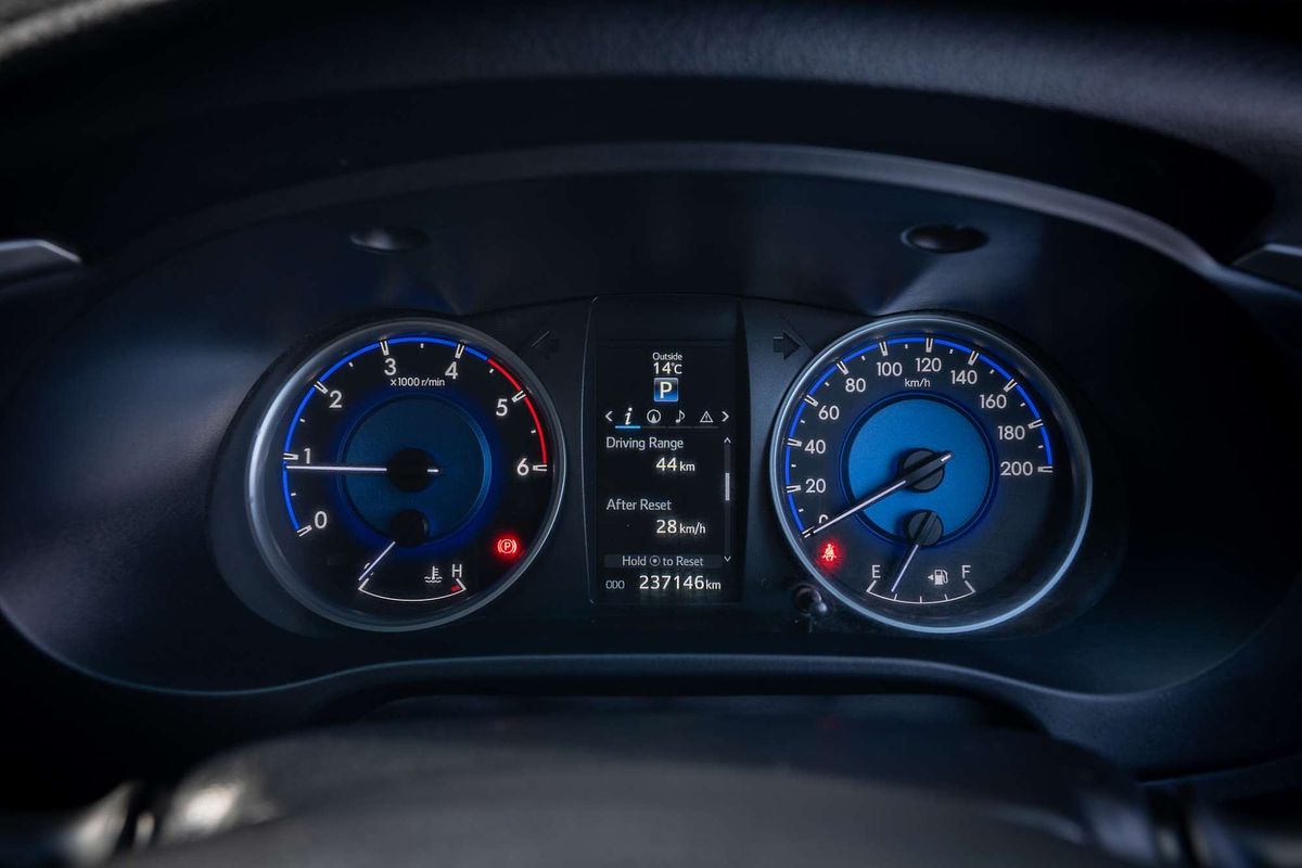 2017 Toyota Hilux SR5 GUN126R 4X4