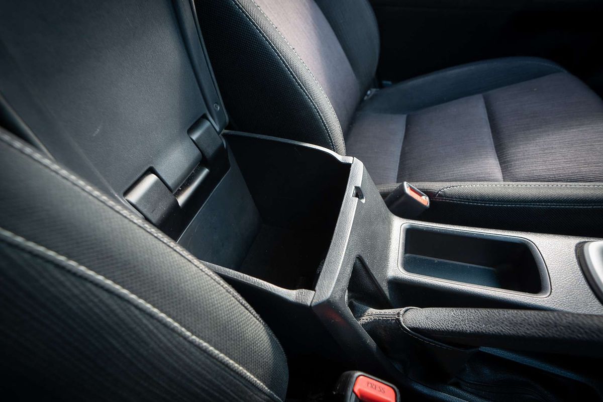 2017 Toyota Hilux SR5 GUN126R 4X4