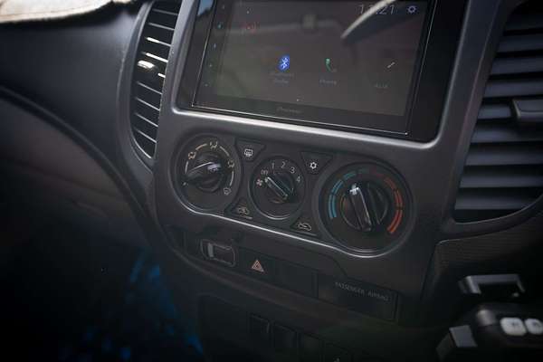 2015 Mitsubishi Triton GLX MQ 4X4