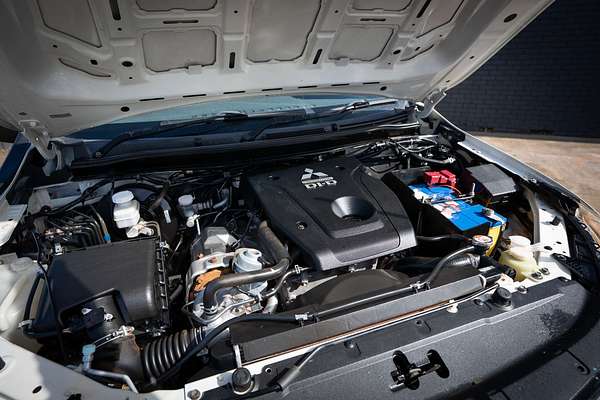 2015 Mitsubishi Triton GLX MQ 4X4