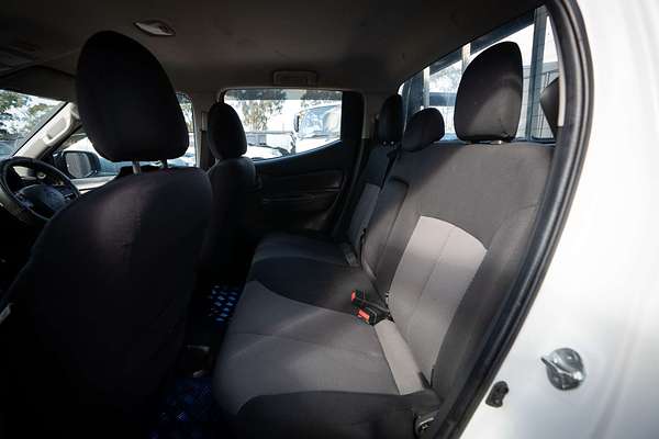 2015 Mitsubishi Triton GLX MQ 4X4