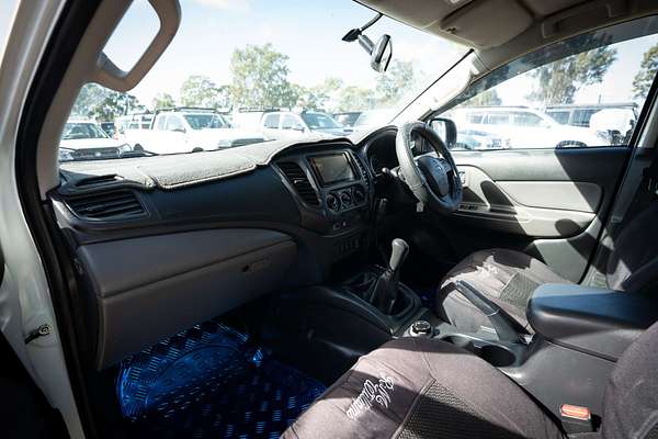 2015 Mitsubishi Triton GLX MQ 4X4