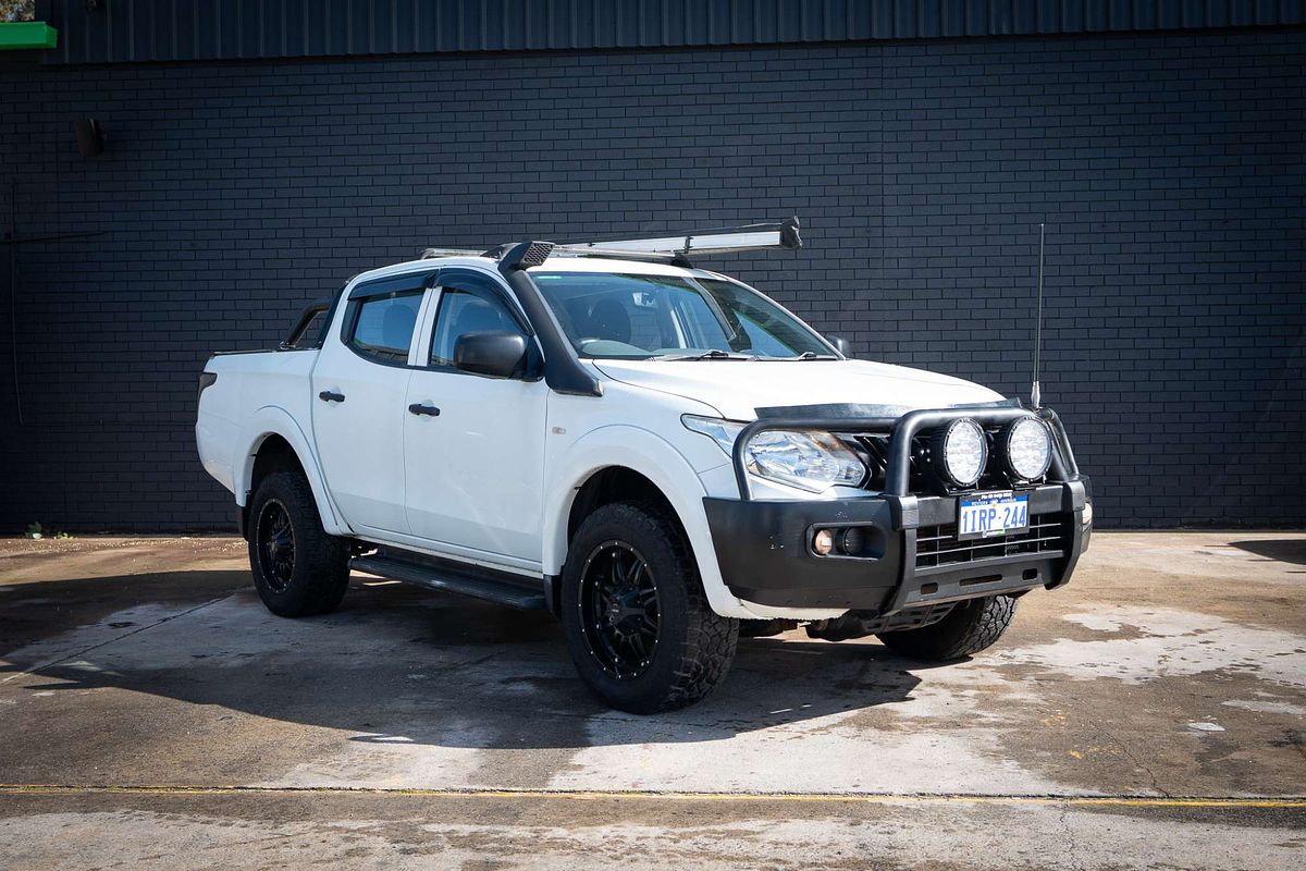 2015 Mitsubishi Triton GLX MQ 4X4