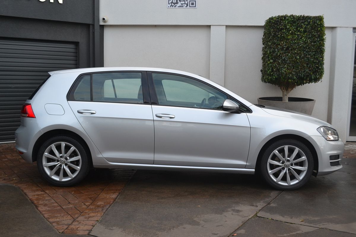 2015 Volkswagen Golf 110TDI Highline 7