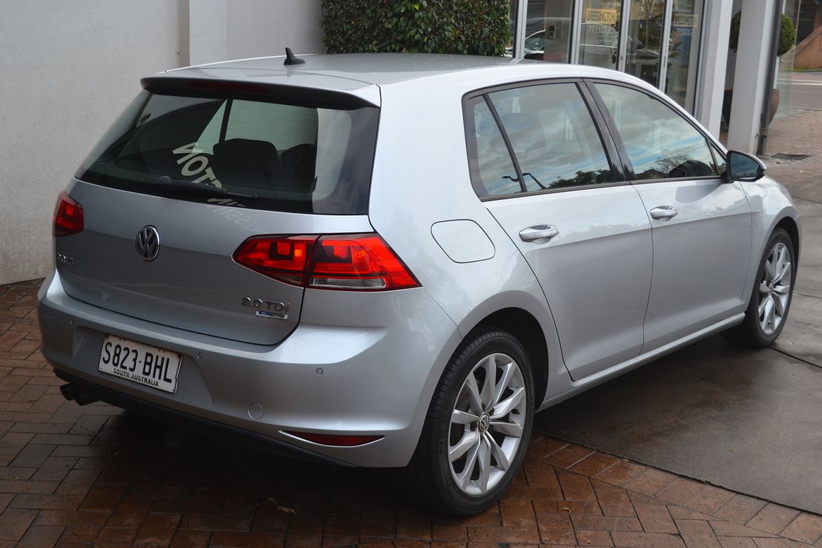 2015 Volkswagen Golf 110TDI Highline 7